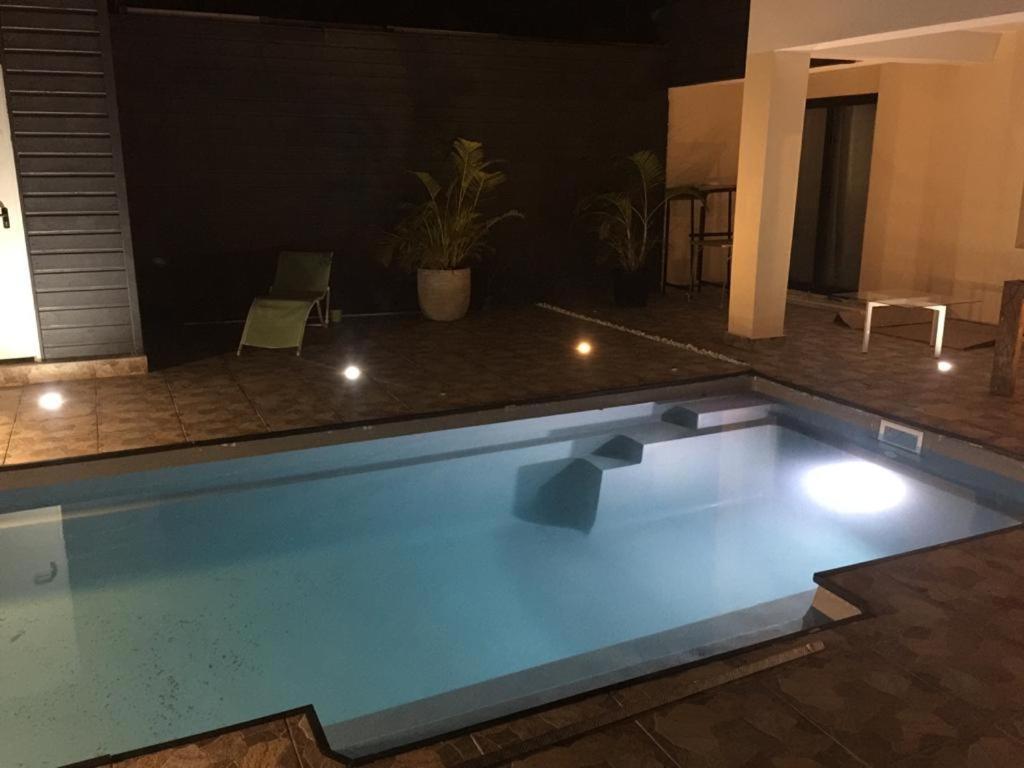 Nicole Residence Avec Piscine Chauffee & Jacuzzi Saint-André Exteriér fotografie