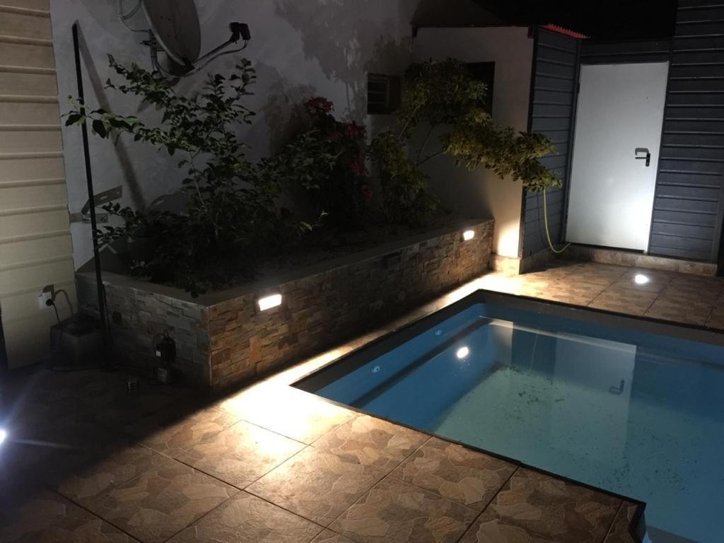Nicole Residence Avec Piscine Chauffee & Jacuzzi Saint-André Exteriér fotografie